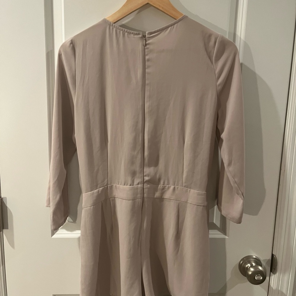 Forever 21 Soft Gray V-Neck Romper - Picture 7 of 8